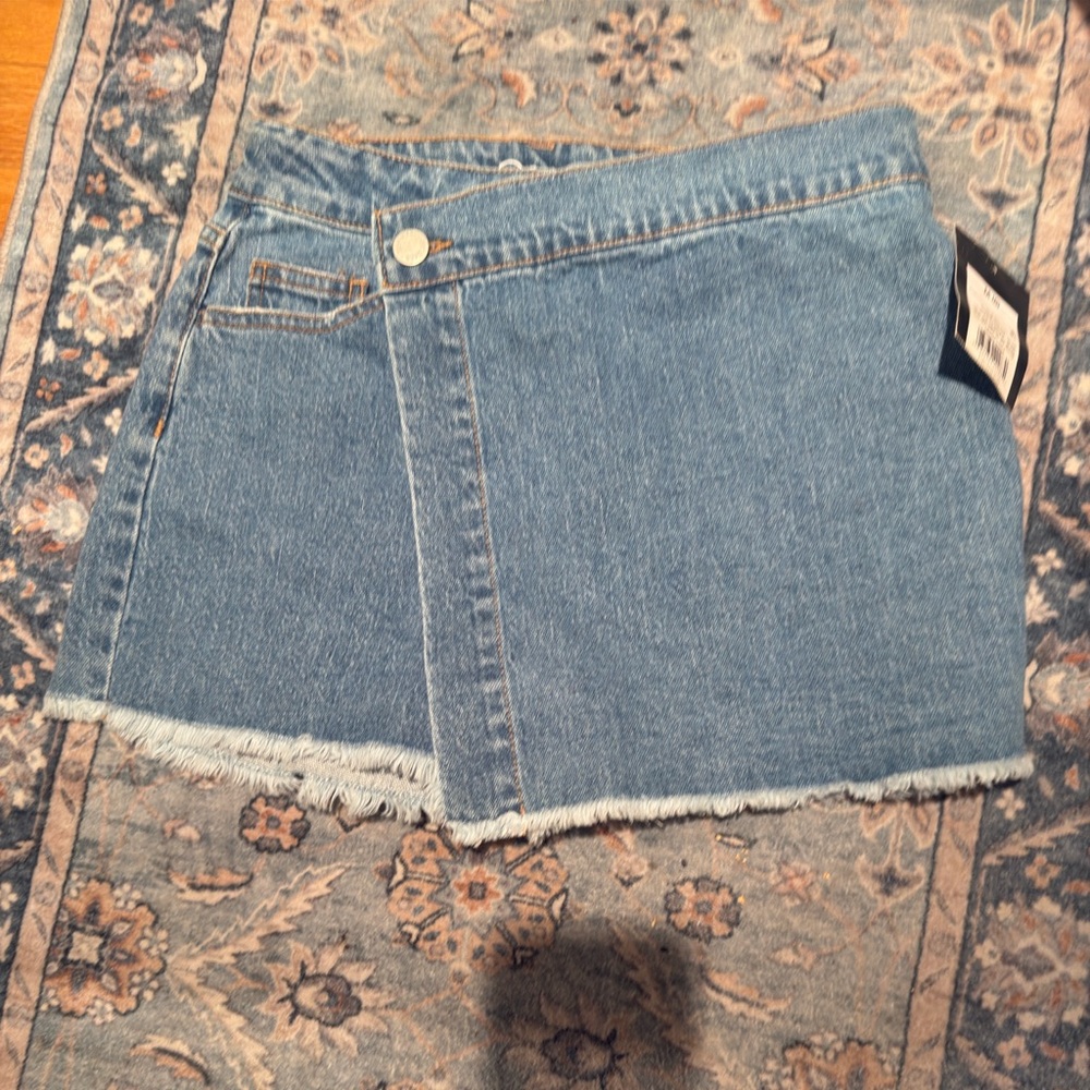 Asymmetrical Skort